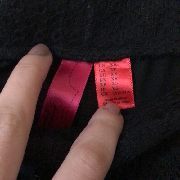 Forever 21 lace shorts - Picture 8 of 9